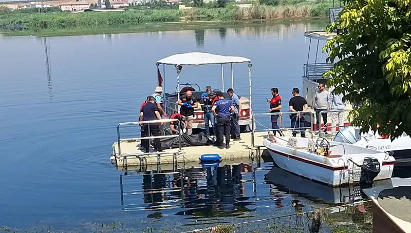 Fırat Nehri'nde Gizemli Bir Erkek Cesedi Bulundu!