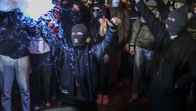 İmamoğlu'na Yönelik İkinci İddianame: 139 Şüpheli Hapisle Yüz Yüze