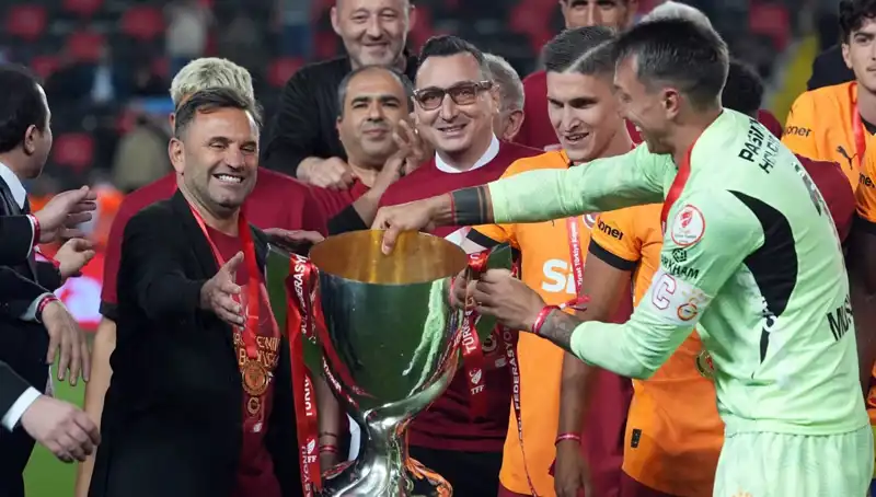 Okan Buruk'tan Galatasaray İçin Gelecek Vizyonu: Hedef Yeni Şampiyonluklar