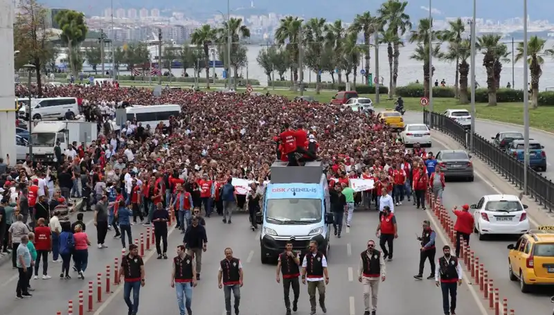 İzmir'deki Grev Harekâtı 4. Güne Girerken Tırmanıyor