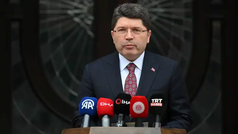 İmralı Heyeti Adalet Bakanı Tunç ile Kritik Görüşme Gerçekleştirecek