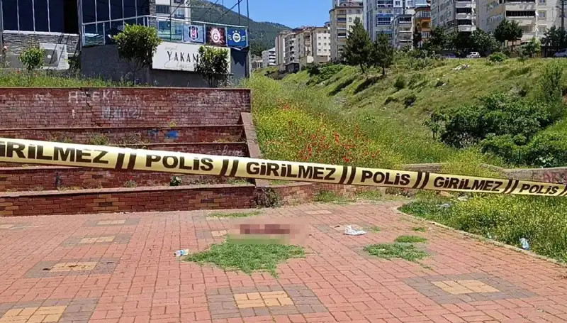 Kahramanmaraş’ta Bıçaklı Kavga: Bir Kişi Ağır Yaralandı ve Olayın Ardından Neler Oldu?