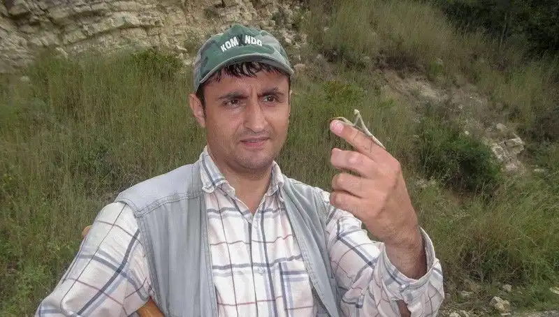 Sosyal Medyada Linç Edileceğini Bilen Bilim Adamı, Yeni Bir Böcek Türüne Eşinin İsmini Verdi