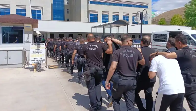 Ankara'da Tehdit ve Haraçla Mücadele: Çete Çökertildi, Avukatlar da Yakalandı!