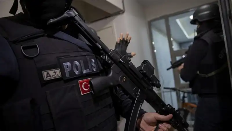 Türkiye'de Tarihi Uyuşturucu Operasyonu: 516 Şüpheli Tutuklandı