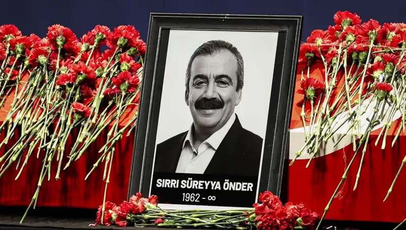 Sırrı Süreyya Önder, Meclis'te Unutulmaz Bir Anmayla Anıldı