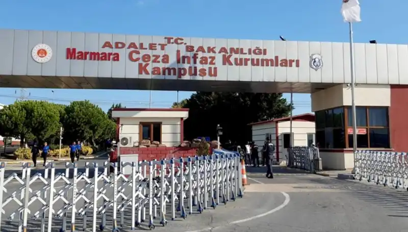 İBB Soruşturmasında Tutuklananlar Farklı Cezaevlerine Sevk Edildi