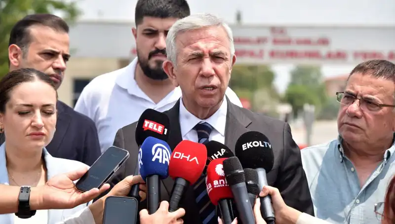 Mansur Yavaş, Muhittin Böcek'i Ziyaret Etti: İşbirliği Fırsatları Neler?