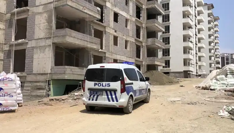 İnşaat Şantiyesinde Gözyaşları: Talihsiz Kazada Bir İşçi Hayatını Kaybetti