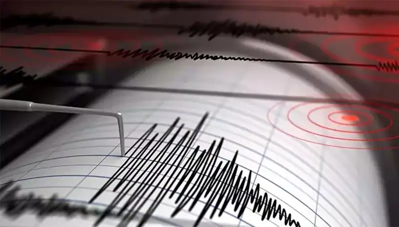 Datça Açıklarında Sarsıcı Deprem: 4,4 Büyüklüğündeki Sarsıntı Endişe Yarattı
