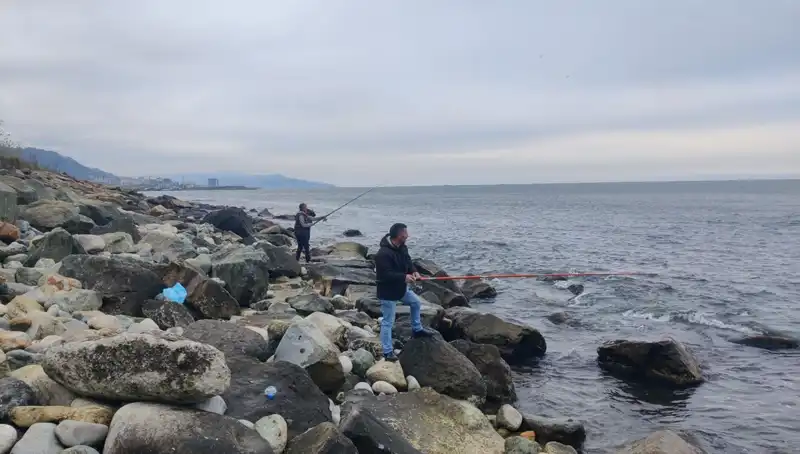 Kafesten Kaçan 2 Ton Levrek Açık Denize Salındı: Sahil Büyüledi
