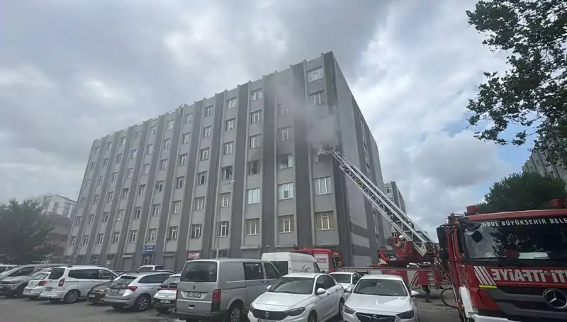 Çorap İmalathanesinde Yaşanan Yangın: Olayın Ayrıntıları ve Sonrası