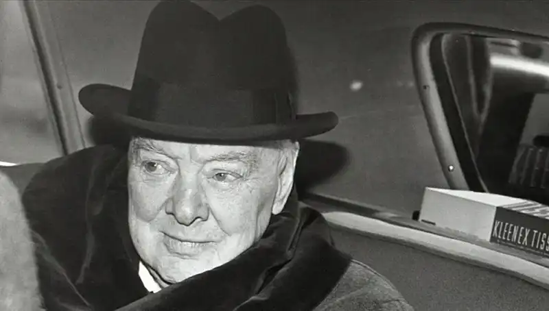 Churchill’in Tarihi Bekar Evi Satışa Çıktı: 3,75 Milyon Sterlin!