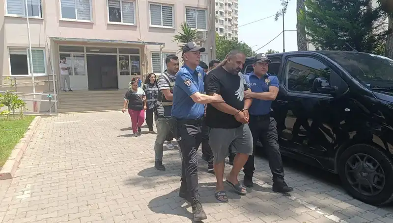 Adana'da Dolandırıcılık Operasyonu: Dört Kişi Tutuklandı!