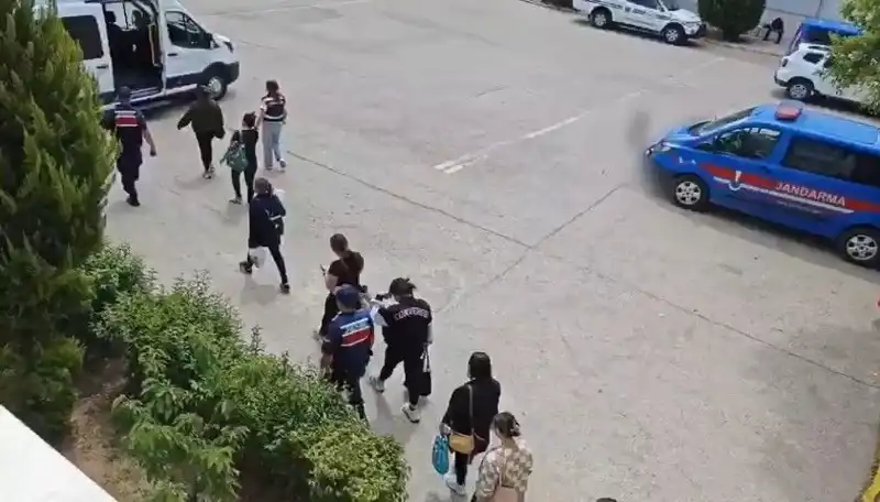 Taylandlı Kadınlara Çalışma ve Oturma İzni Vaadi: Fuhuş Skandalı Ortaya Çıktı