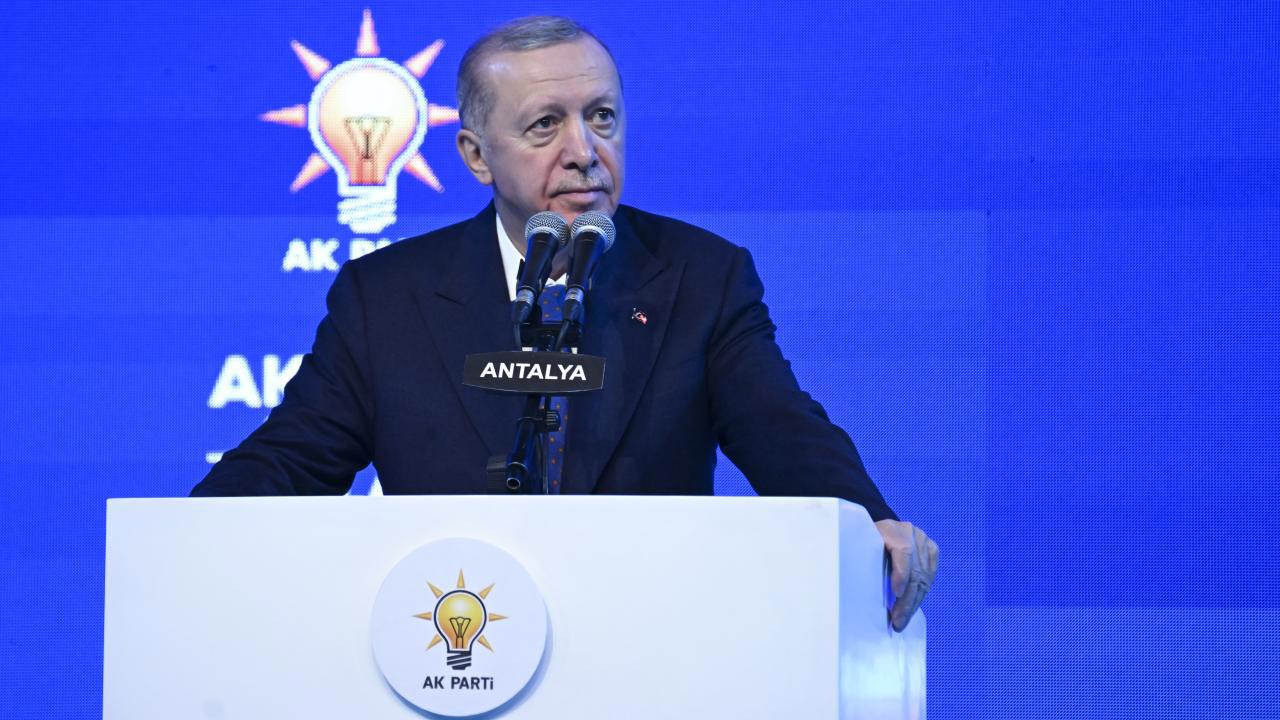 Cumhurbaşkanı Erdoğan: Muhalefetin kışkırtmalarına karşı sakin kalmalıyız