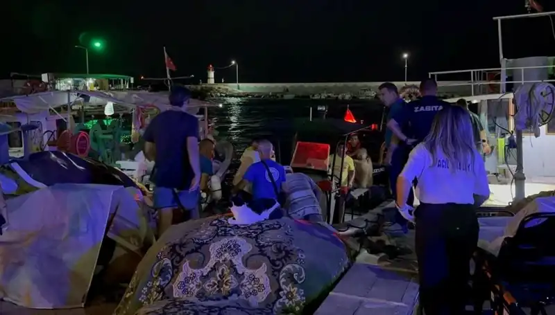 Balıkesir'de Denizde Kaybolan 75 Yaşındaki Adamı Arama Çalışmaları Başladı