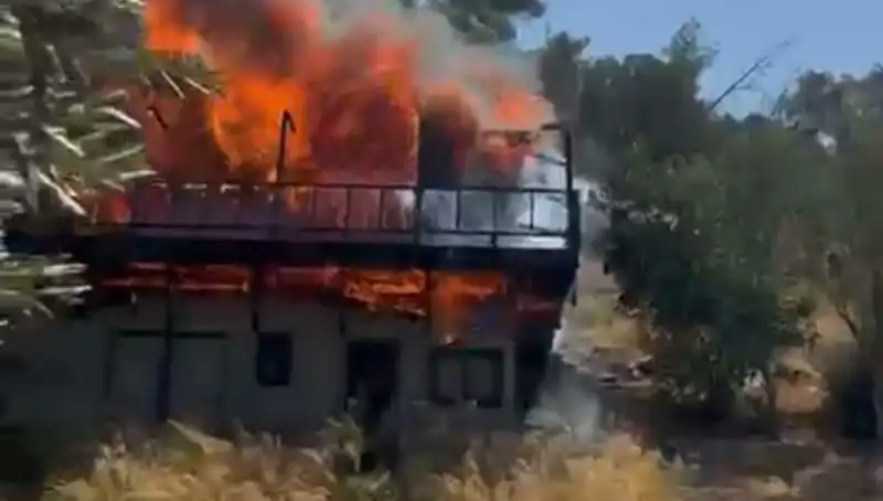 Bodrum'da Ekipleri Alarm Durumuna Geçiren Yangın Korkuttu